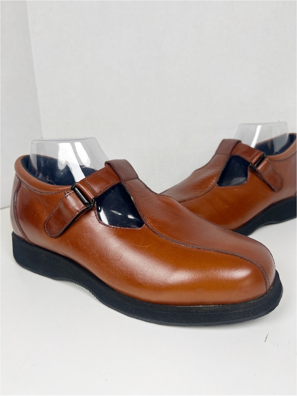 DREW Women’s Size 8.5W Cognac Leather Terri T-Strap Mary Jane Comfort Shoes